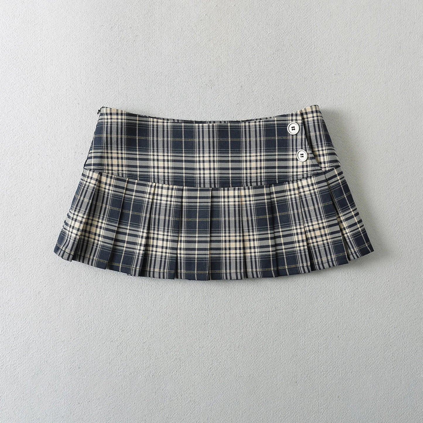 Vintage Plaid Mini Skirt – Preppy Y2K Style, Pleated & Flirty